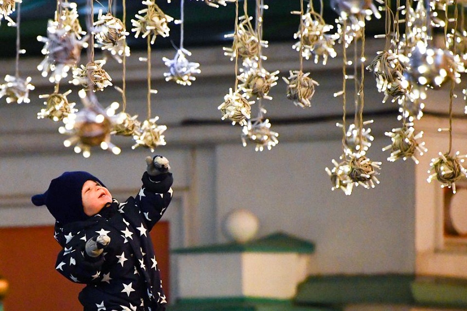 Топ самых красивых улиц для ночных прогулок составили в Москве