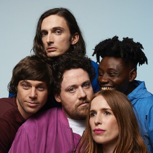 Отмена концерта Metronomy