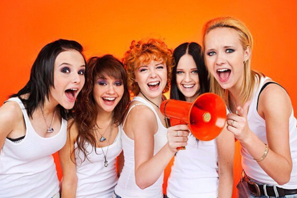 Алғашқы неке түнінің түсірілімі Олар бір уақытта бір қыздың ішіне кіреді