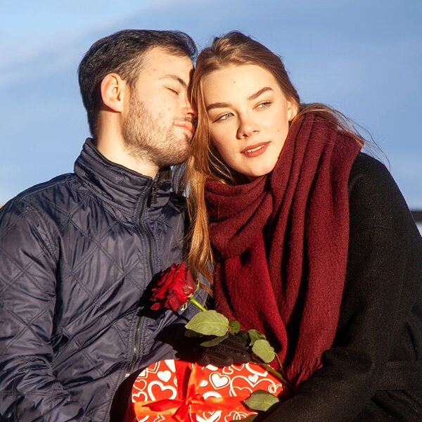 Где отметить День святого Валентина 2021 в Москве: вечеринки, спорт и ночное кино