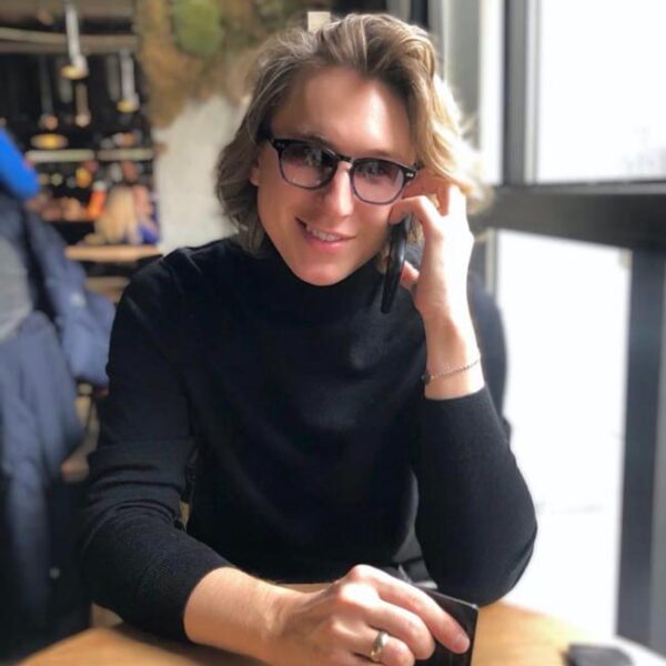 Концерт Triangle Sun в оранжерее ВДНХ