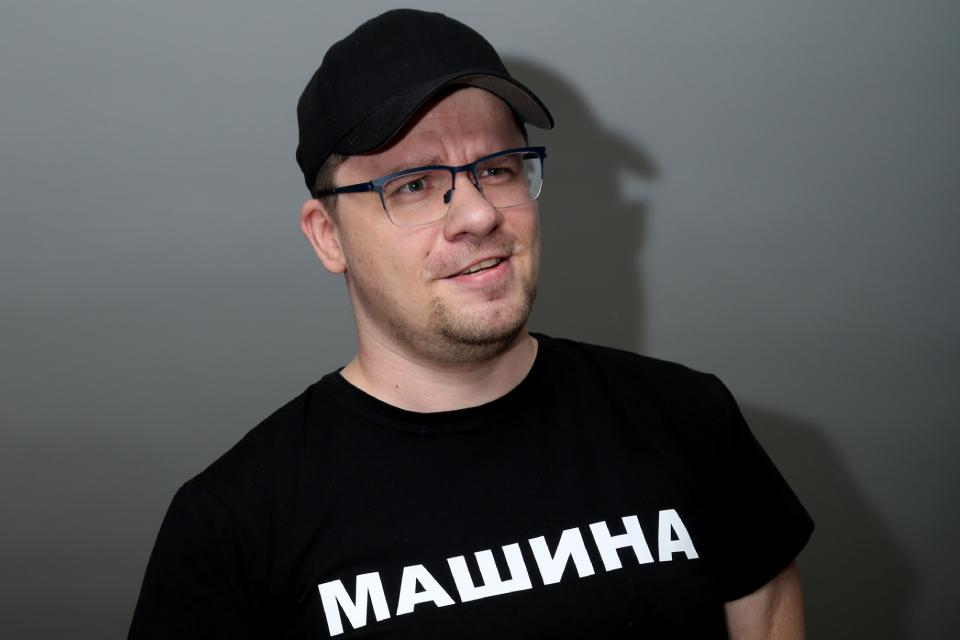 Гарик Харламов рассказал о своих отношениях с двумя тещами