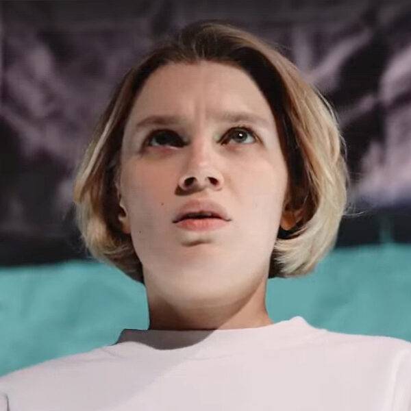 Спектакль «Мам, а кто это на фото?» в Театре Современник