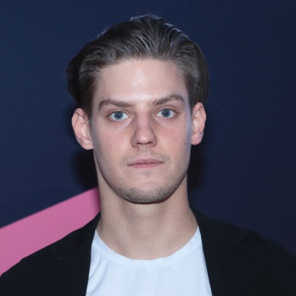 Спектакль «Зеркало»