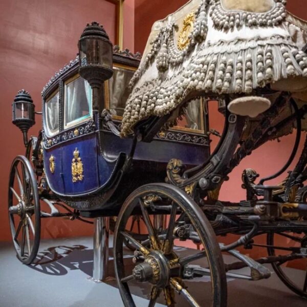 Выставка старинных экипажей в Историческом музее