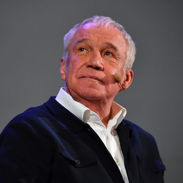 Спектакль «Ревизор» в Мастерской «12» Никиты Михалкова