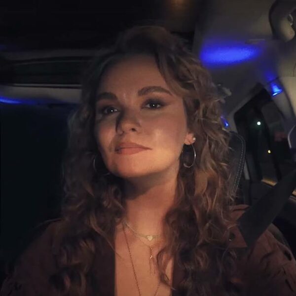 Концерт Саши Алмазовой