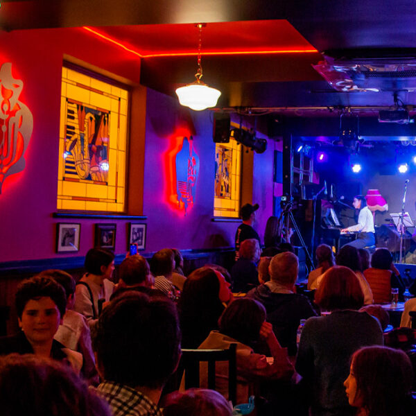 Концерт Дэна Барнетта и трио Дмитрия Сабурова