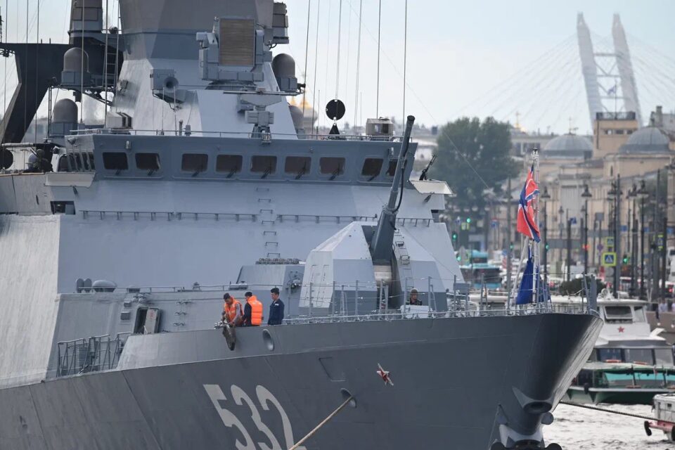 Видео парада на День ВМФ в Санкт-Петербурге 28 июля 2024