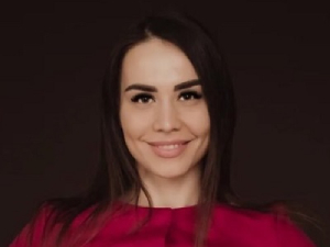 Айгуль Махмудова