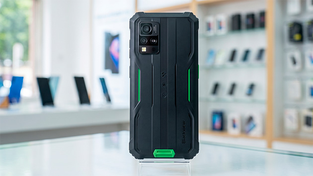 Blackview BV4800 Pro. Фото: Ян Ляпин / Нейросеть