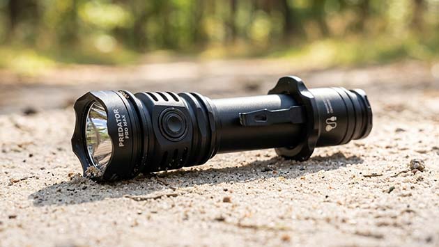 Armytek Predator Pro Max. Фото: Татьяна Фадеева / Нейросеть