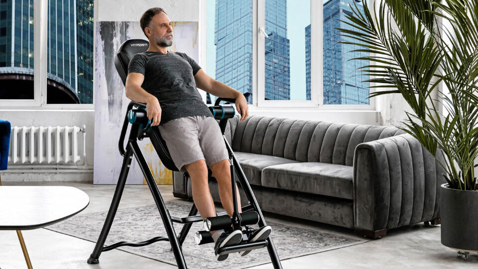 Лучшие инверсионные столы для позвоночника 2025