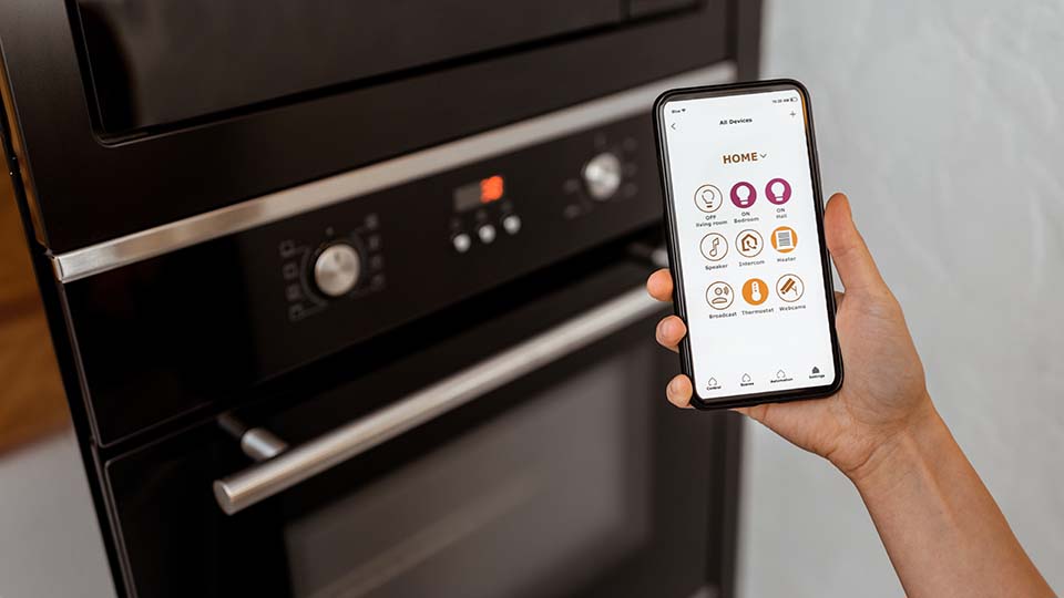 11 лучших умных духовых шкафов в 2025 году