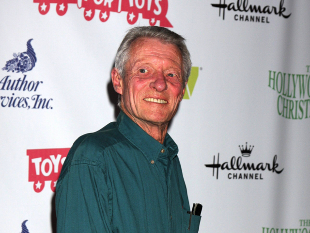 Умер Кен Осмонд, актер из сериала «Лесси»