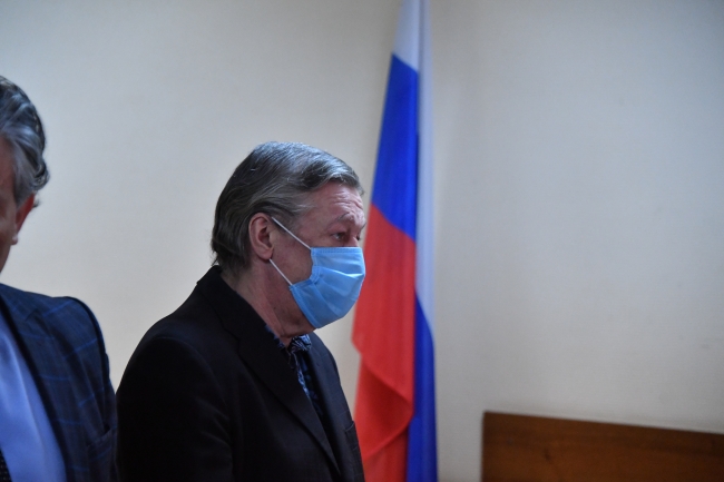 Где сейчас находится актер Михаил Ефремов после суда и СИЗО