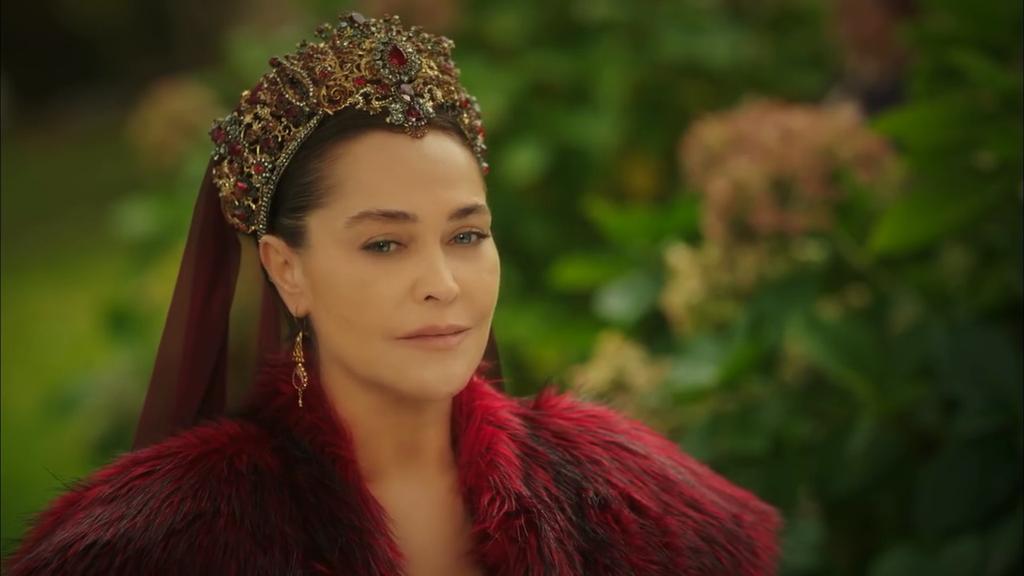 Звезда «Великолепного века» шокировала фанатов внешним видом