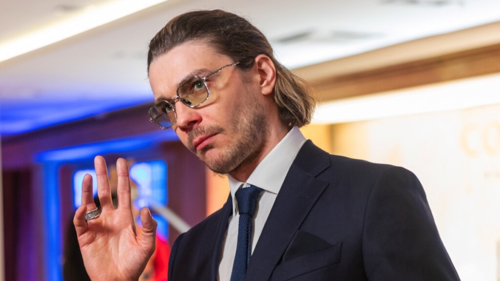 «Святые угодники!»: муж Лизы Боярской изменил внешность