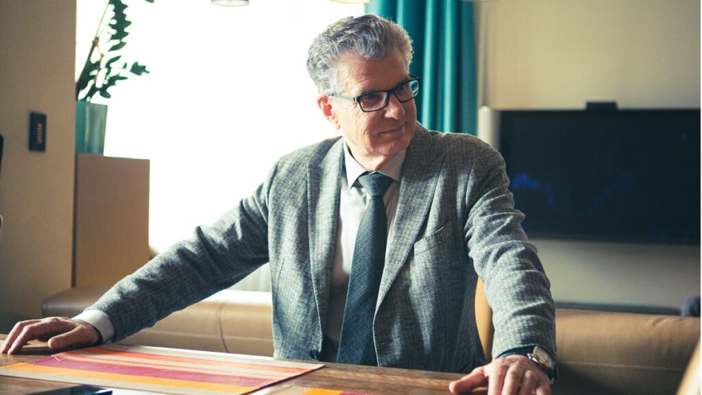 Убийц ловить — по-волчьи выть: В новом детективе «Серебряный волк» Игорь Костолевский сыграл опытного сыщика