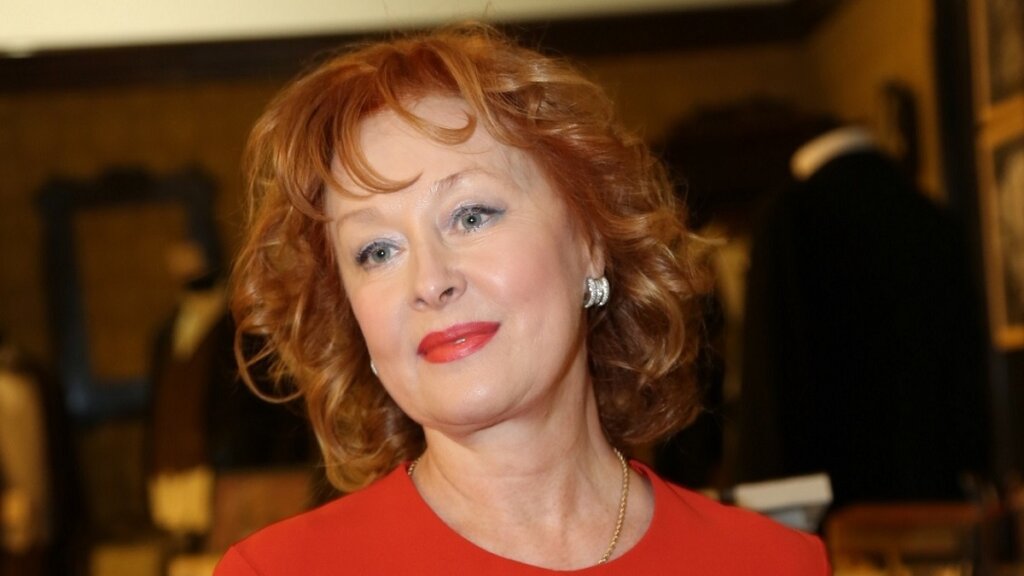 Новости шоу-бизнеса: Аронова разоткровенничалась о Мадянове, Удовиченко гневается на россиян, Поплавская сидела на таблетках для похудения