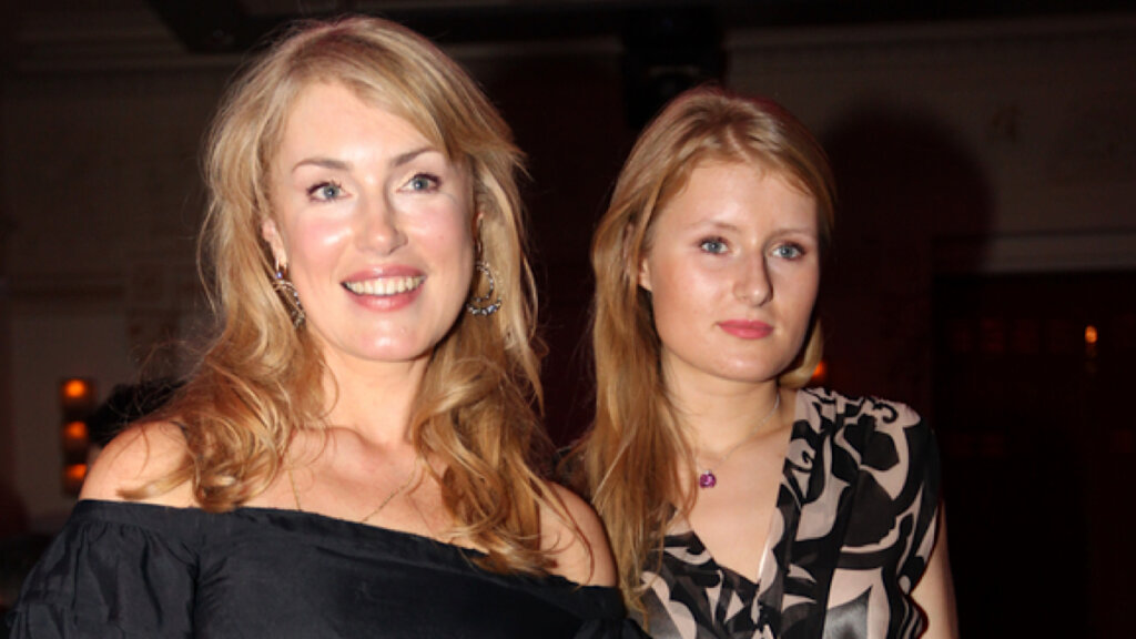 С дочерью Марии Шукшиной случился срыв