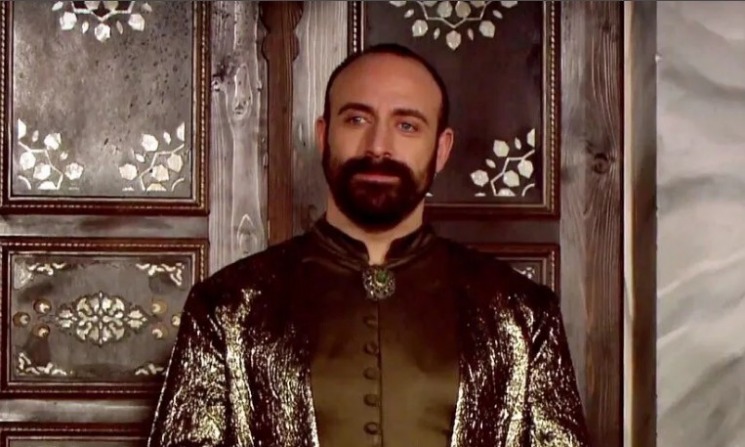 Наложница Сулеймана, значащая для него больше, чем Валиде и Хюррем