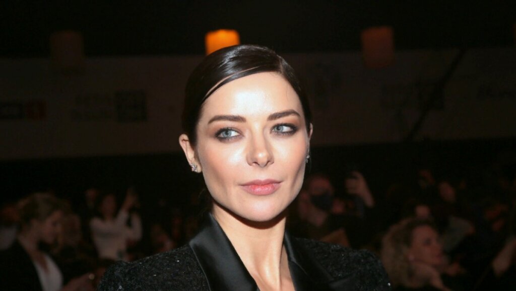 Марина Александрова с семьей улетела из России в Китай