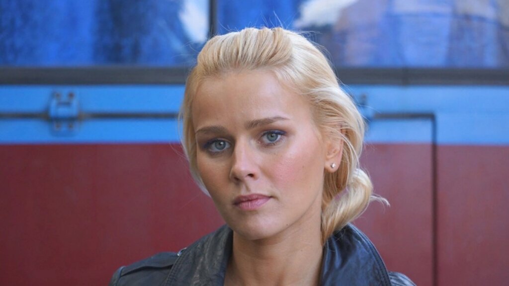 Звезда «Вампиров средней полосы» рассказала, как живет после побега из России