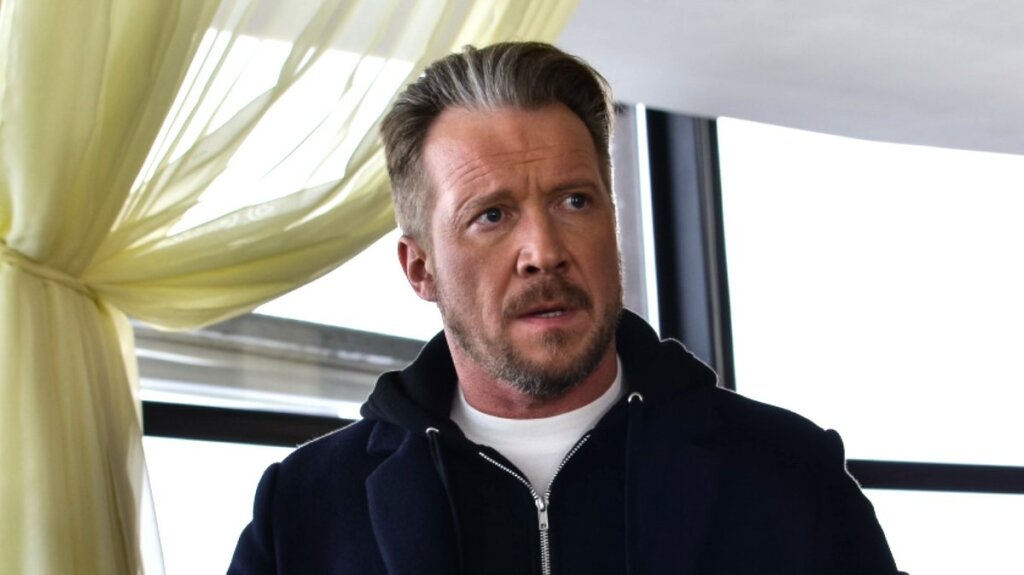 Бросил беременную жену и удочерил чужого ребенка: трудное счастье актера Алексея Кравченко