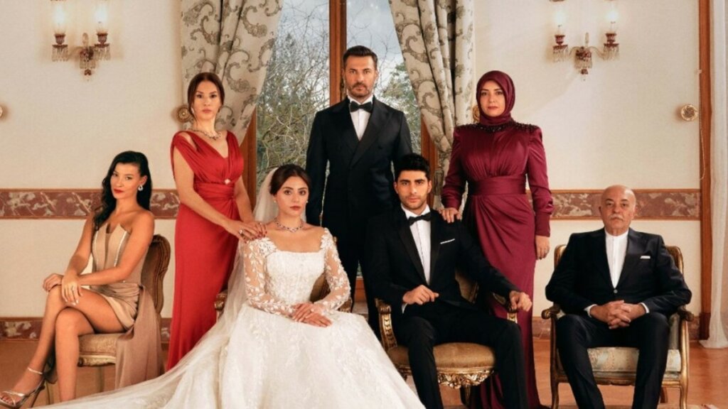 «Это немыслимо»: Священник РПЦ объяснил, можно ли смотреть турецкие сериалы и чем это грозит