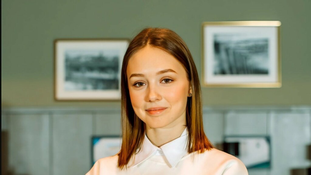 Режиссер «Папиных дочек» раскрыл правду об уехавшей из России Кати Старшовой