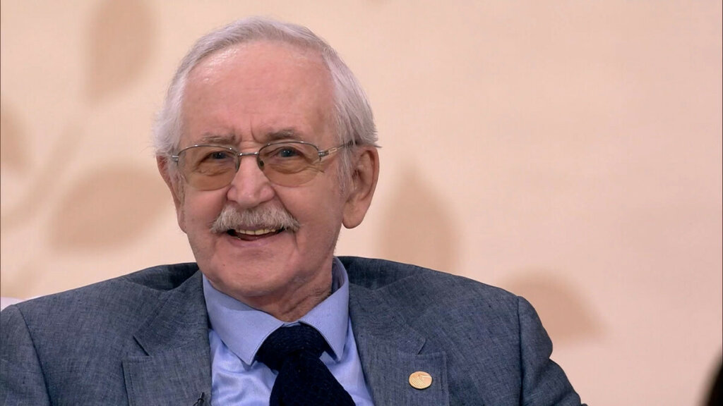 Подробности состояния Василия Ливанова: нарушено мозговое кровообращение