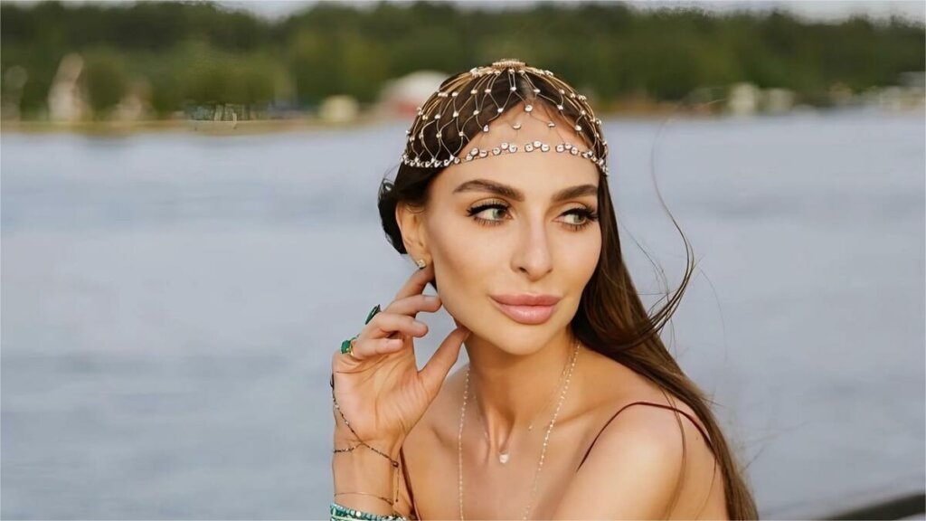 Экстремально худая Екатерина Варнава дала отлуп советчикам