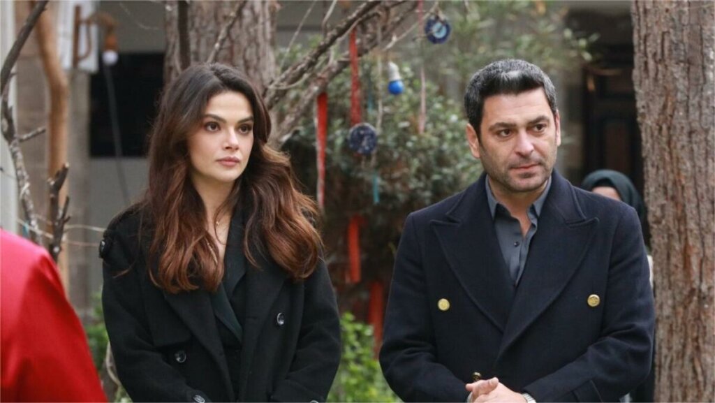 Кая спасен, Алья вновь пытается бежать: Описание 12 серии «Далекого города»