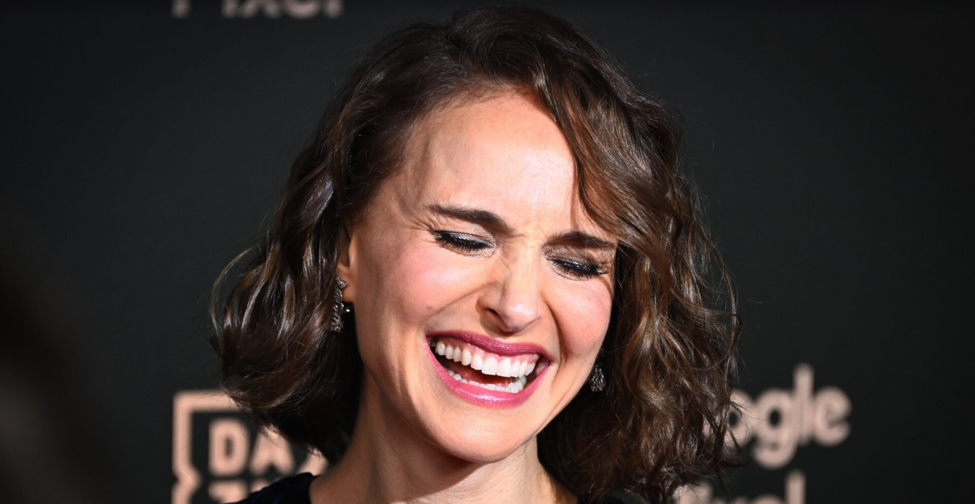 Жолбарыс порно комикстері