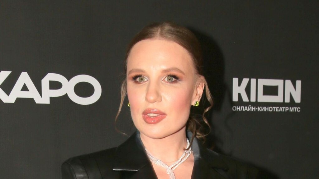 Валерия Гай Германика выступила против ранних браков в России