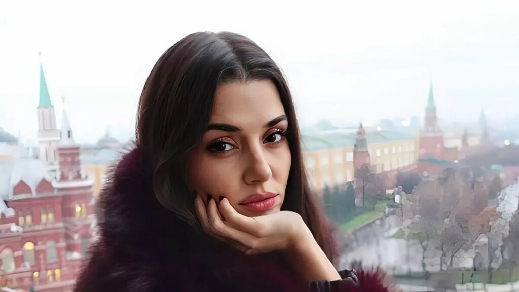 Турецкий актер-ветеран нелестно высказался о Ханде Эрчел и ее награде