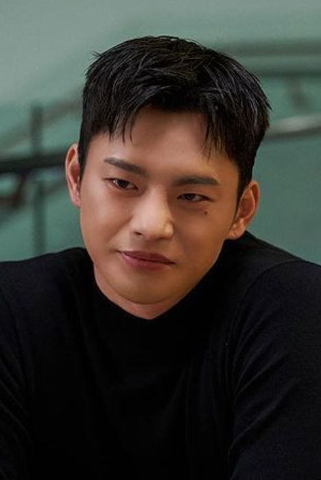 Офисный работник, видящий судьбу