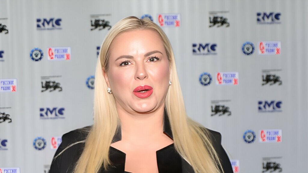 «Плакала мама»: Анна Семенович пережила нервный срыв из-за скандального видео