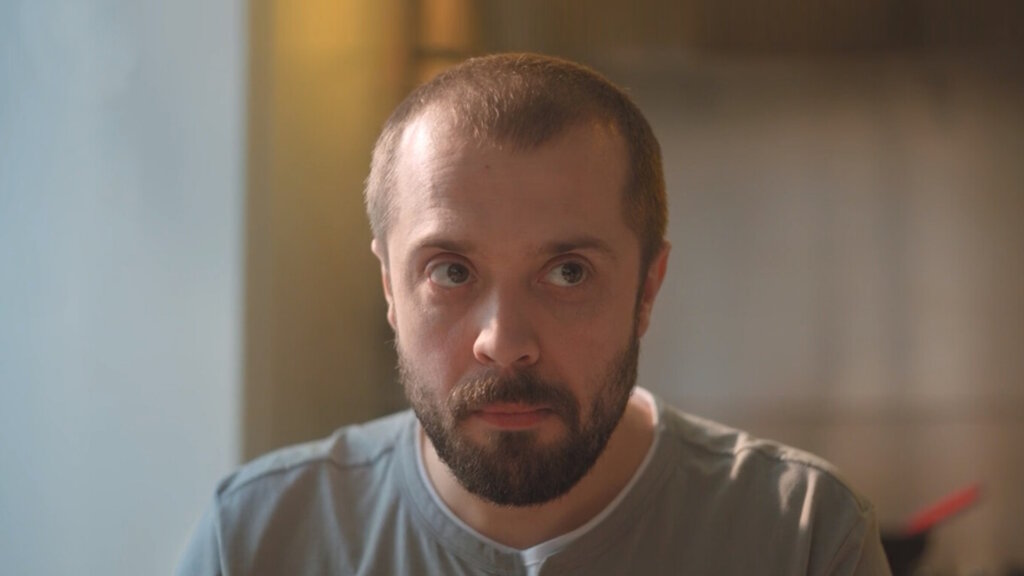 Неженатый актер Александр Ильин стал папой в третий раз: «Малышка-богатырша»