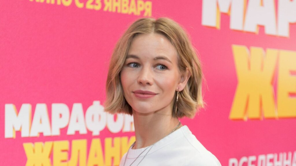 Светлана Устинова показала подросшую дочь, которую родила в 42 года