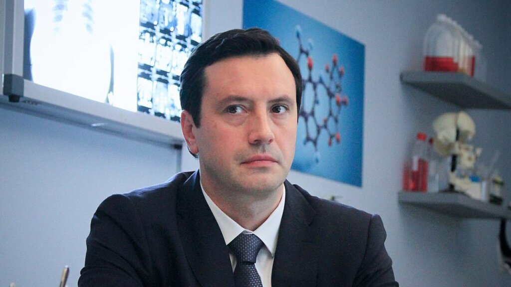 Два развода и сын с необычным именем: о чем годами молчал актер Алексей Анищенко