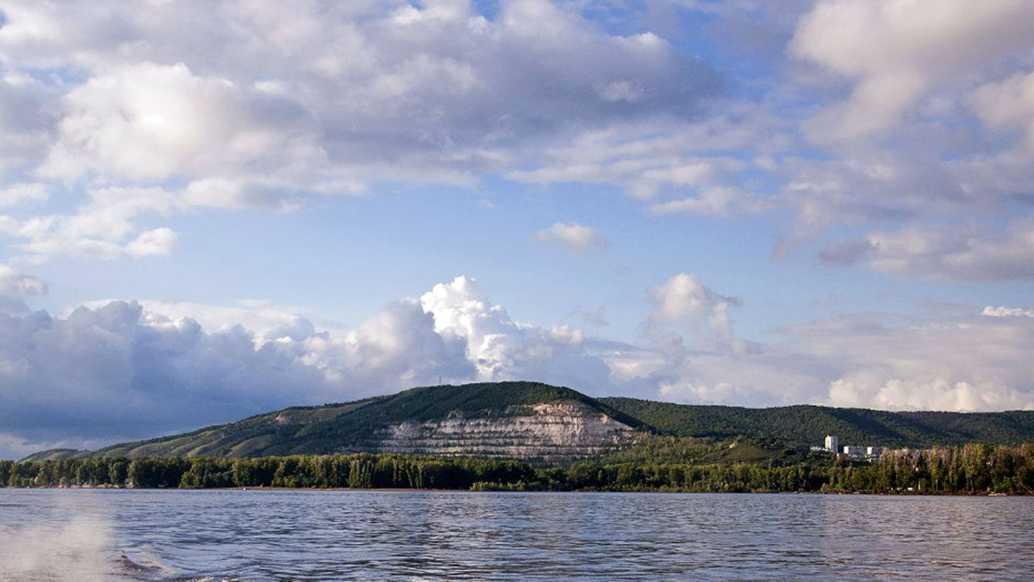 Тольятти волга жигулёвские горы. Сокольи горы в самаре. Гора могутовая жигулевск. Жигулевские горы вершины. Жигулевские горы вершины.
