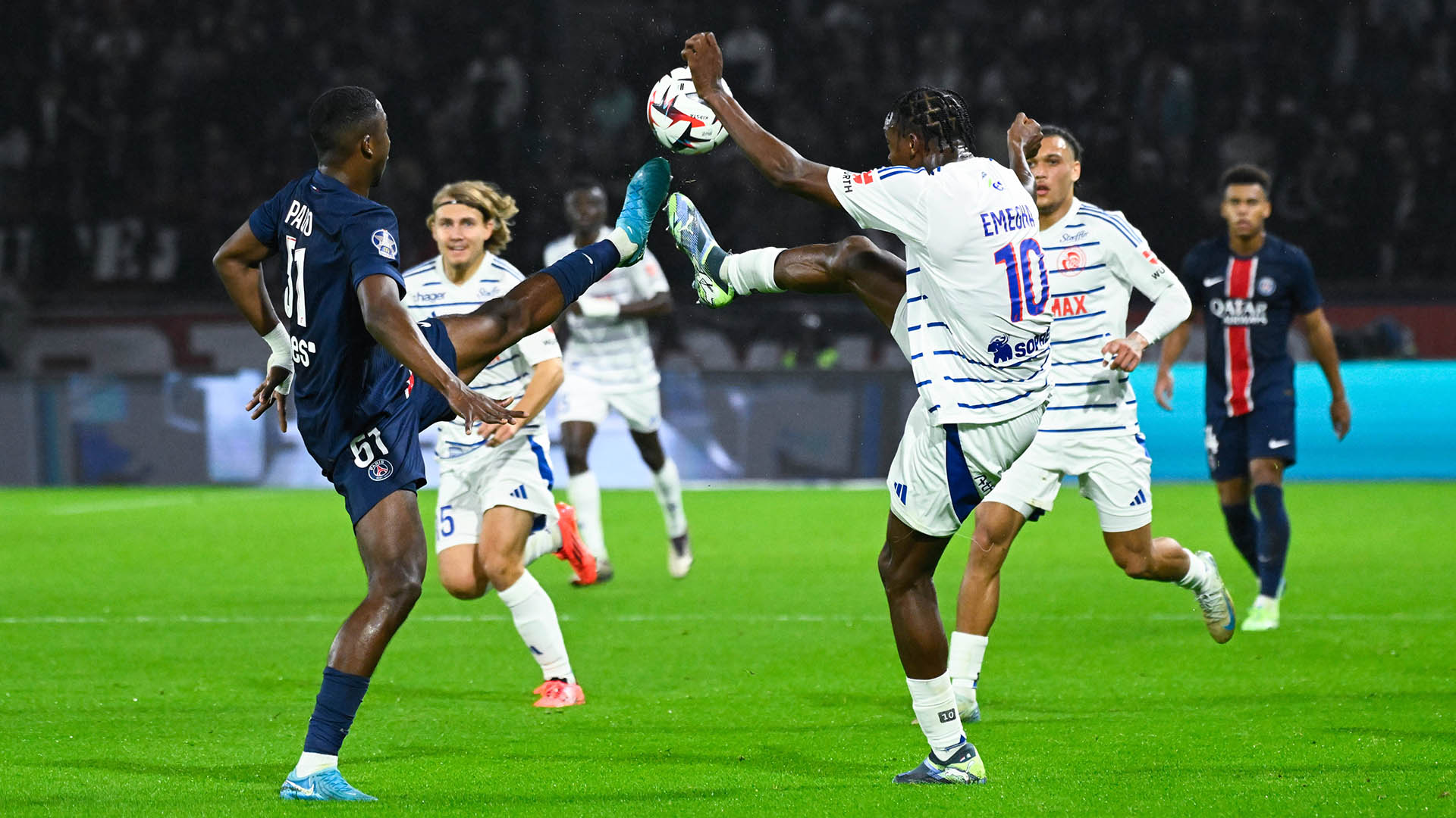 ФК «Страсбург» — ФК ПСЖ. Фото: globallookpress.com/IMAGO/Federico Pestellini