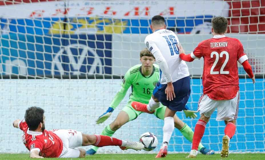 Вратарь сборной России Матвей Сафонов отлично проявил себя в октябрьских матча национальной команды. Фото: РФС