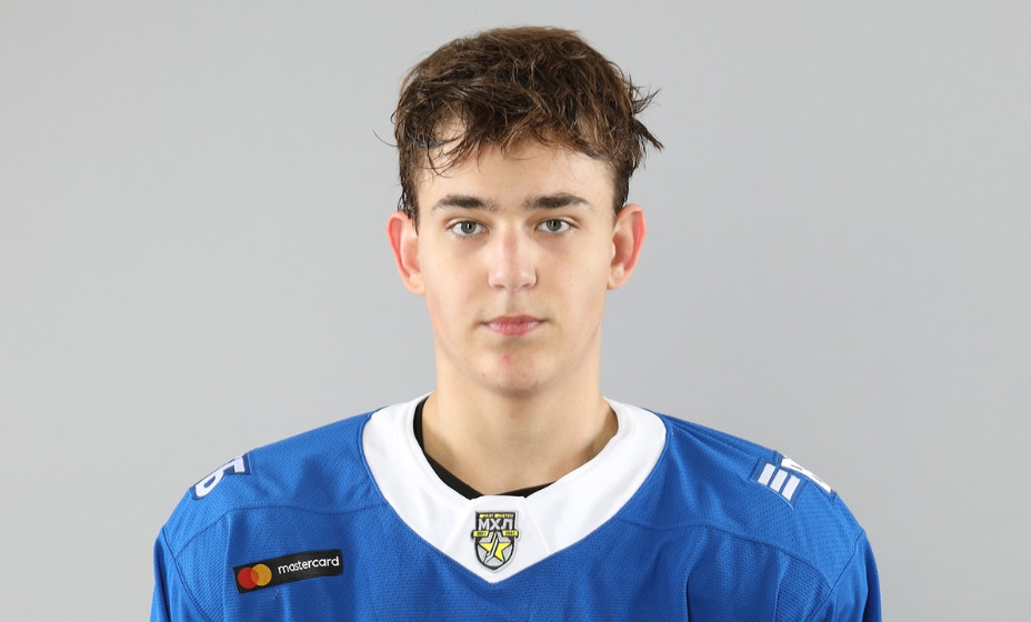 Игрок молодежного «Динамо» Валентин Родионов. Фото: ХК «Динамо»