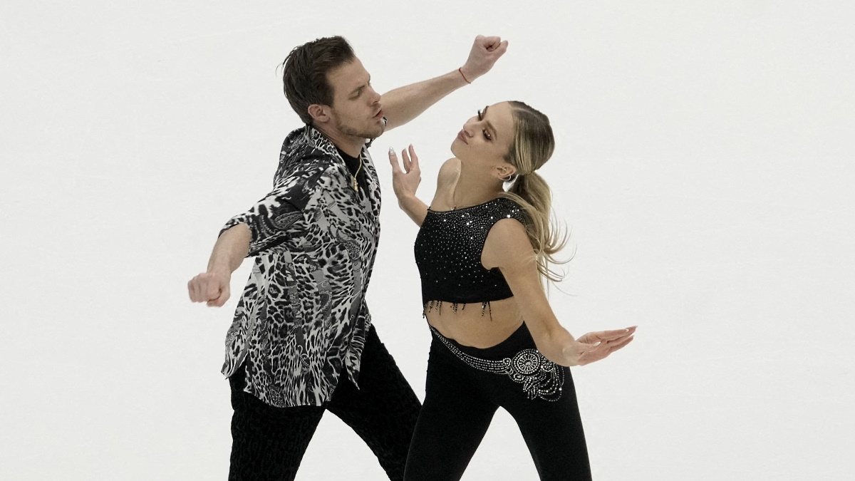 Виктория Синицина и Никита Кацалапов - лидеры после первого проката на ЧЕ-2022. Фото: REUTERS