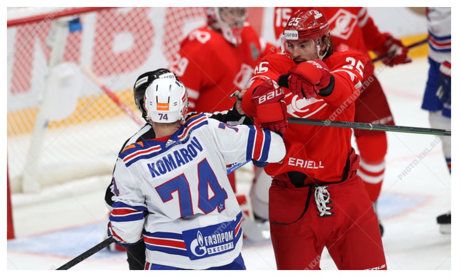 СКА скрестит клюшки с хоккеистами московского «Спартака». Фото: официальный сайт КХЛ