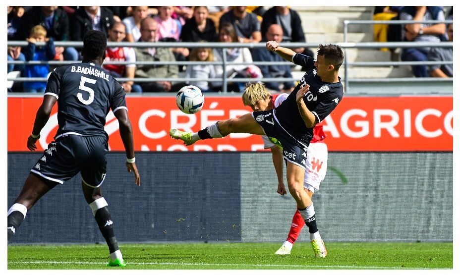 Александр Головин