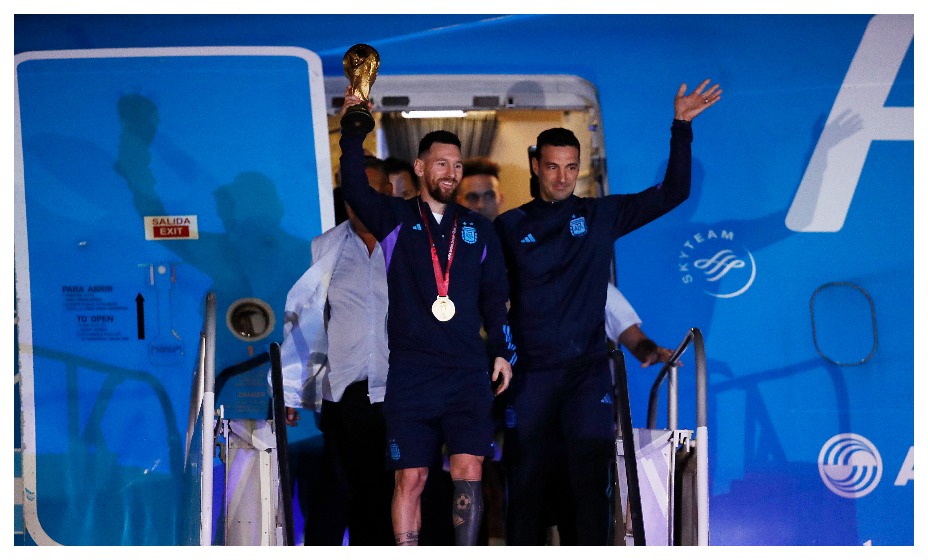 Сборная Аргентины вернулась на родину. Фото: Reuters